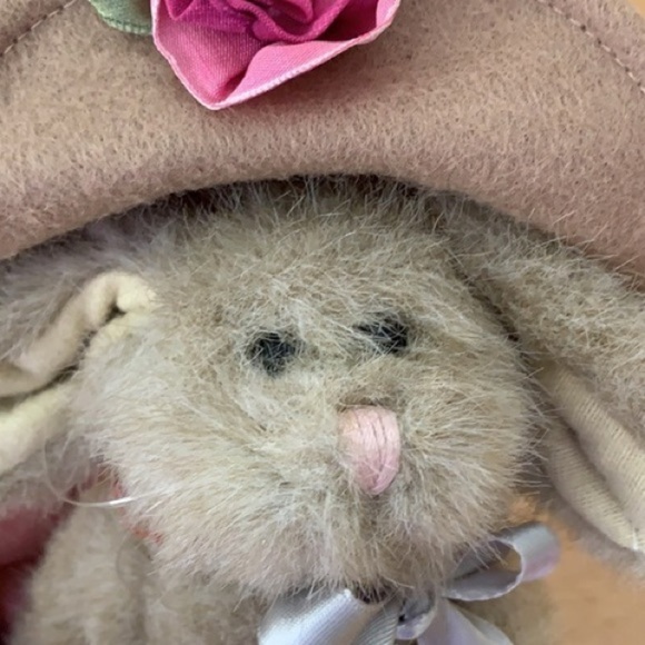Boyds Bears and Friends Josephine Jointed Bunny with Hat 1990-96 NWT - Picture 4 of 8
